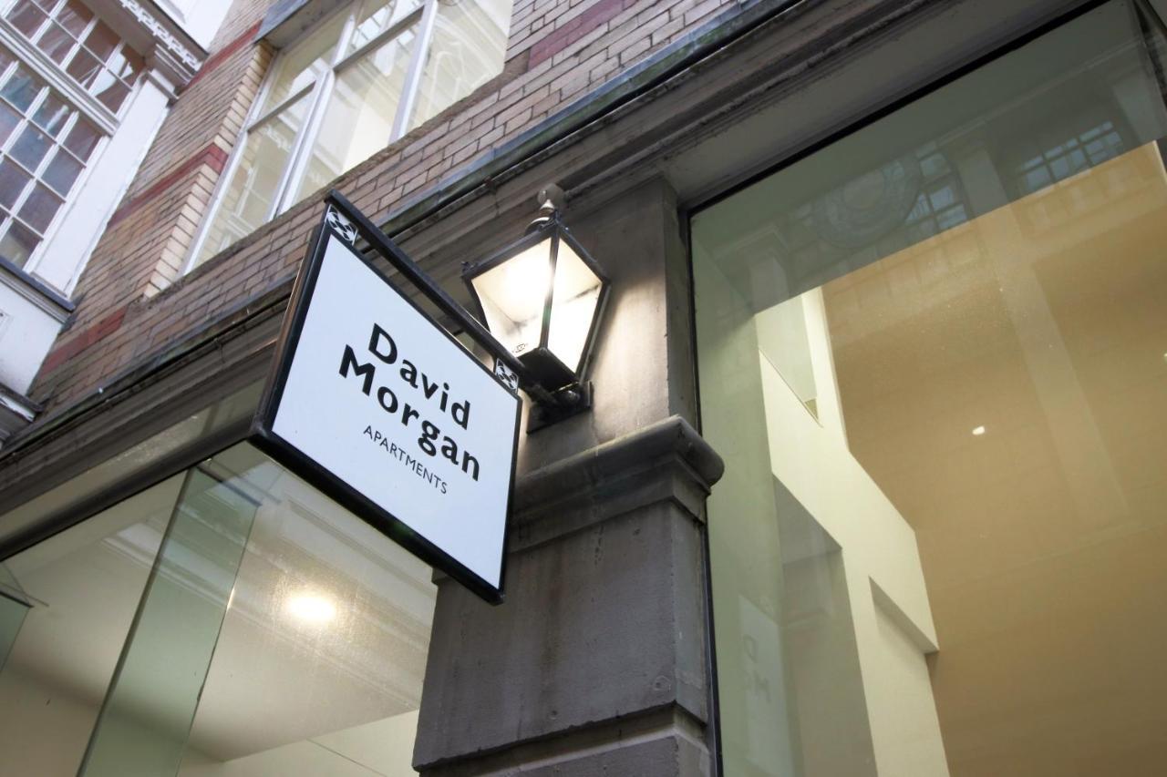 No 2 Under The Clock By Ssw - 2Br, Right In The City Centre, Sleeps 6 卡迪夫 外观 照片